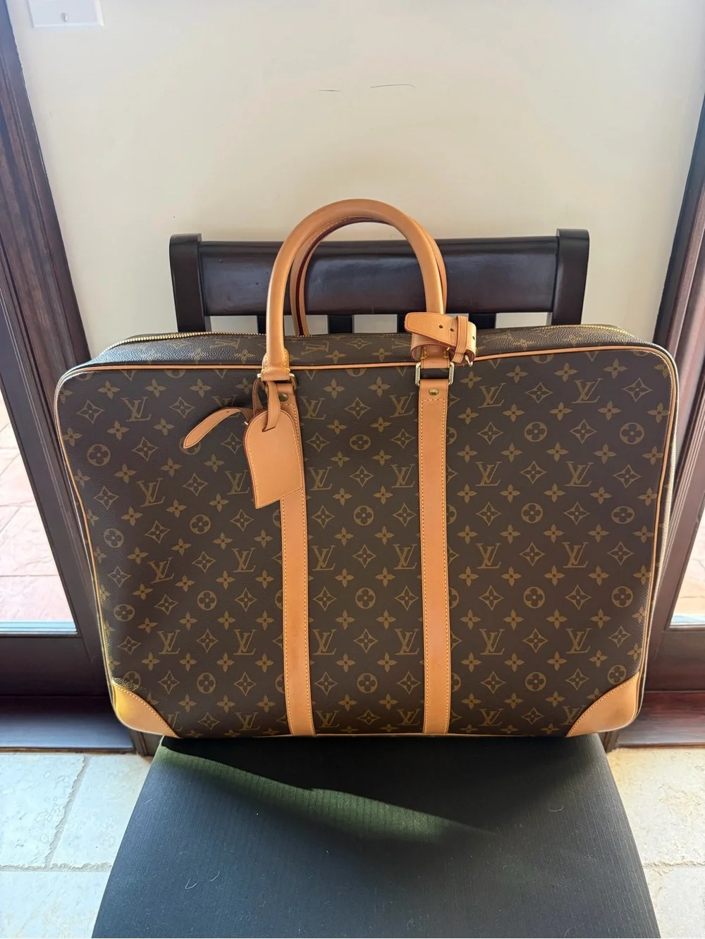 Louis Vuitton Sirius Monogram Canvas 55